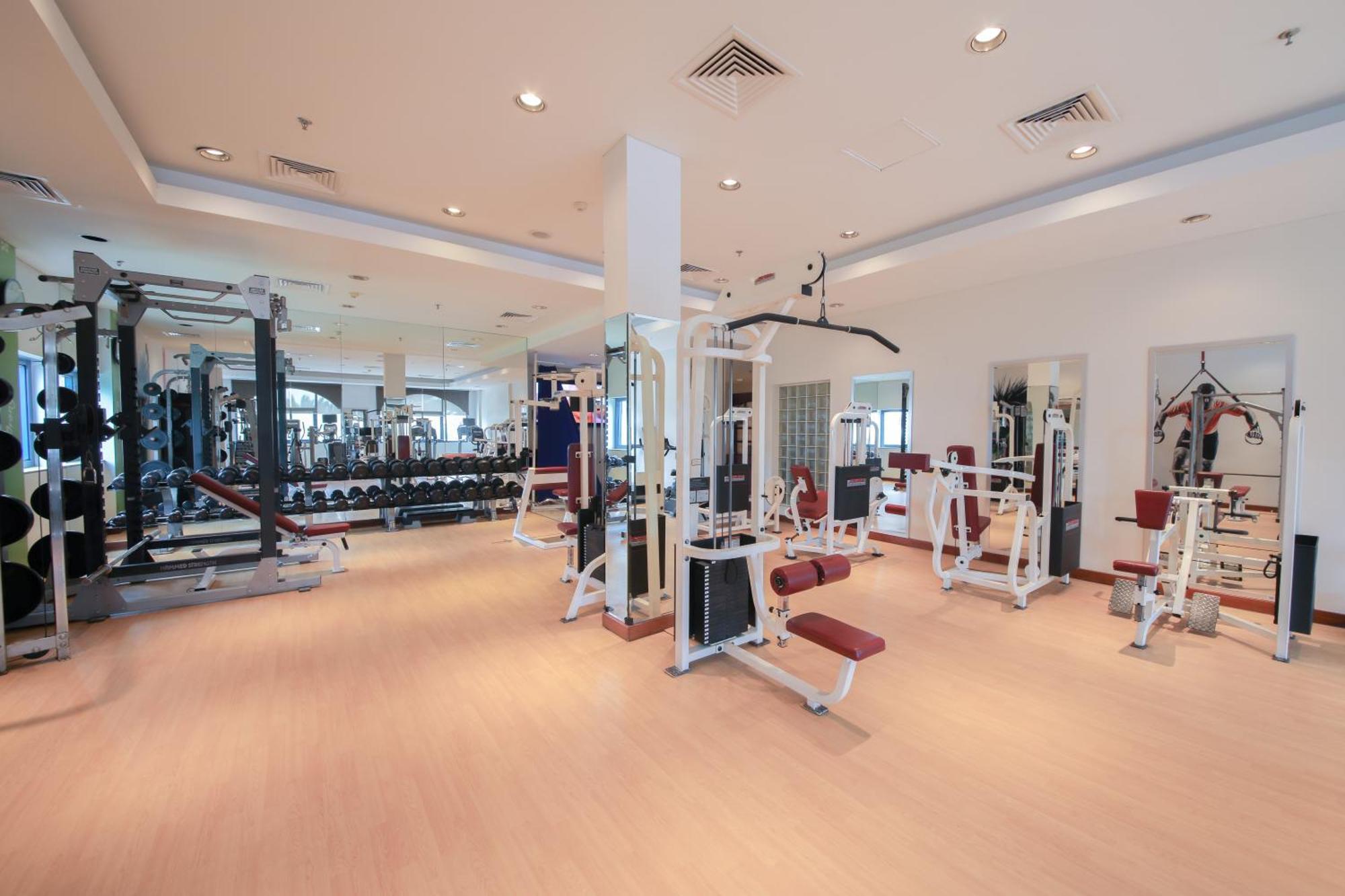 Ajman Hotel & Villas By Blazon Hotels Екстериор снимка The gym at the Grand Hyatt Hotel, Dubai