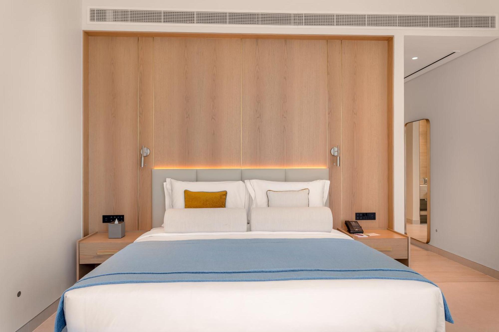 Ajman Hotel & Villas By Blazon Hotels Екстериор снимка Deluxe Room