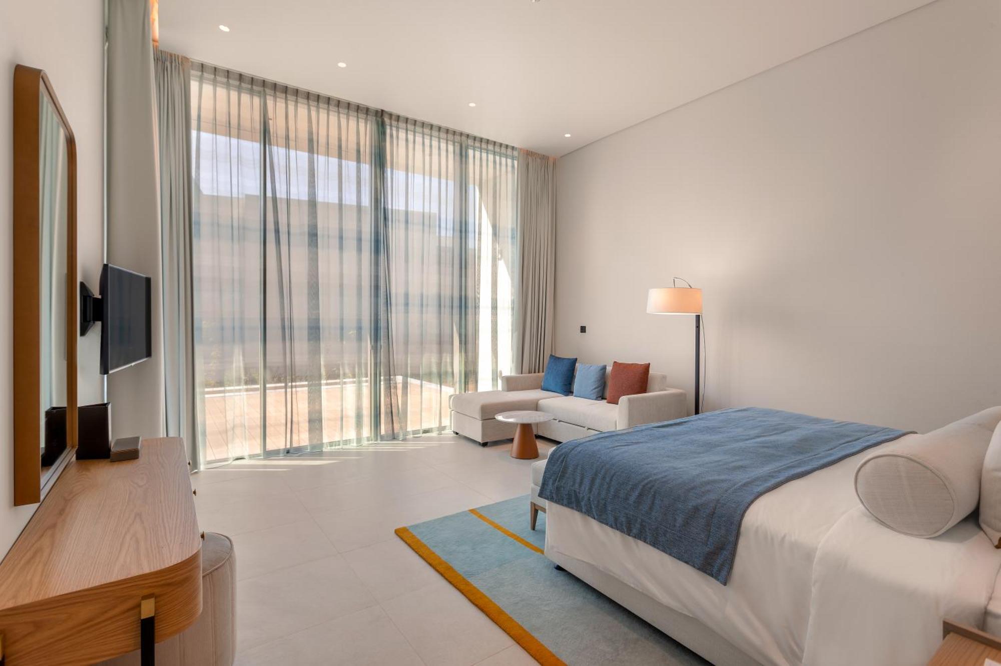 Ajman Hotel & Villas By Blazon Hotels Екстериор снимка Deluxe room