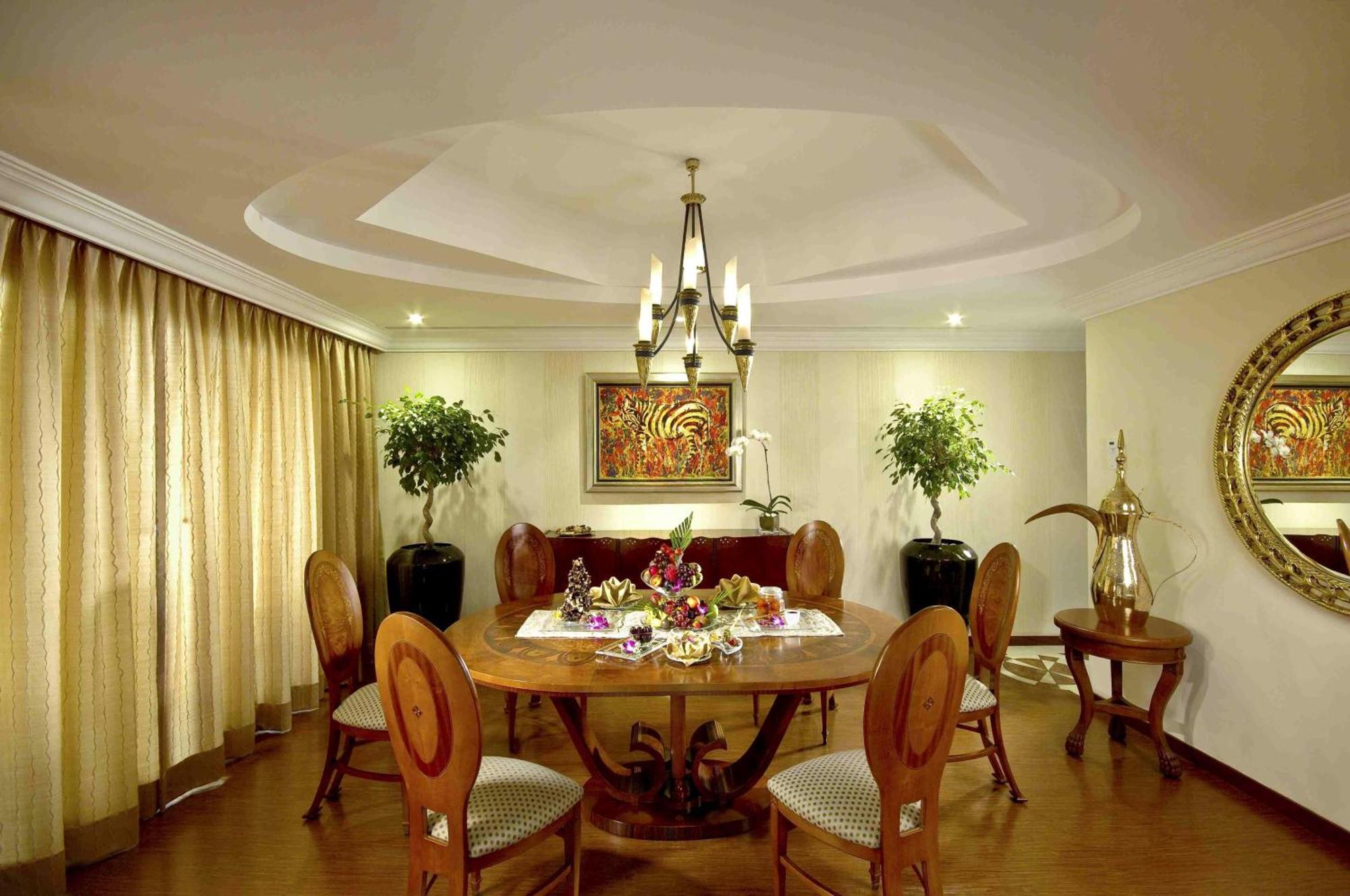 Ajman Hotel & Villas By Blazon Hotels Екстериор снимка A dining room