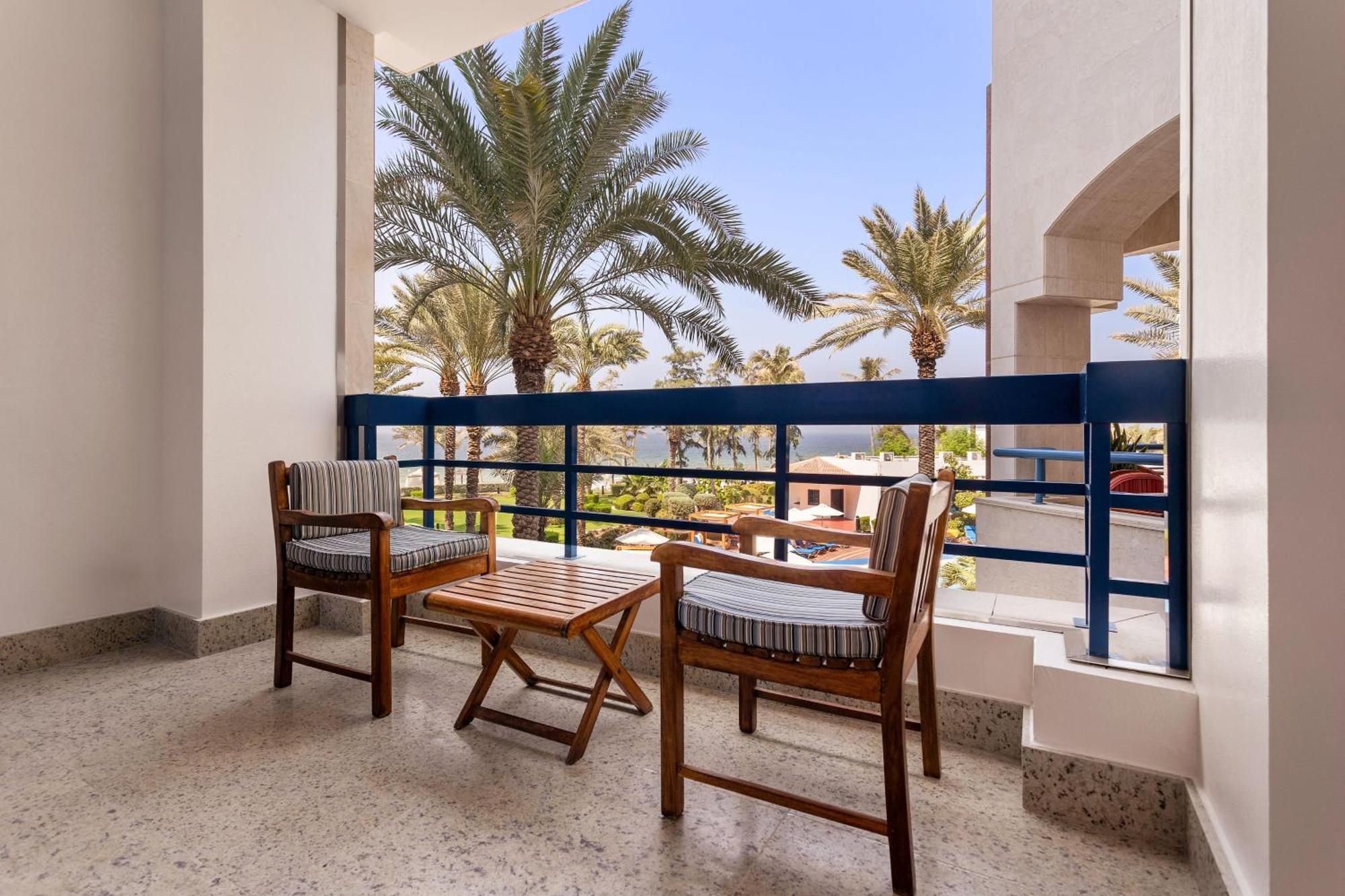 Ajman Hotel & Villas By Blazon Hotels Екстериор снимка A balcony at the Dead Sea
