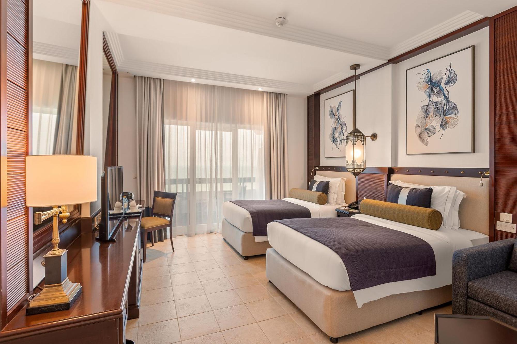 Ajman Hotel & Villas By Blazon Hotels Екстериор снимка Deluxe Room