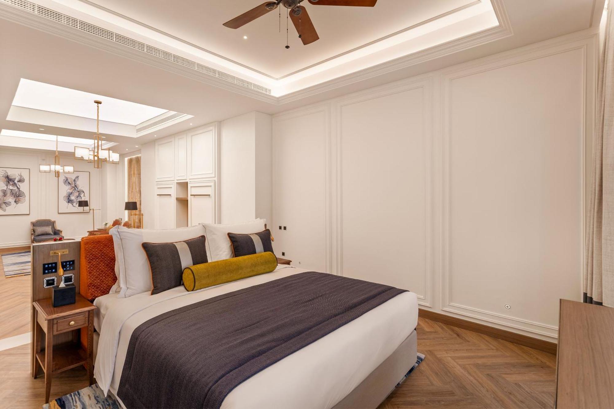 Ajman Hotel & Villas By Blazon Hotels Екстериор снимка A bedroom at the hotel